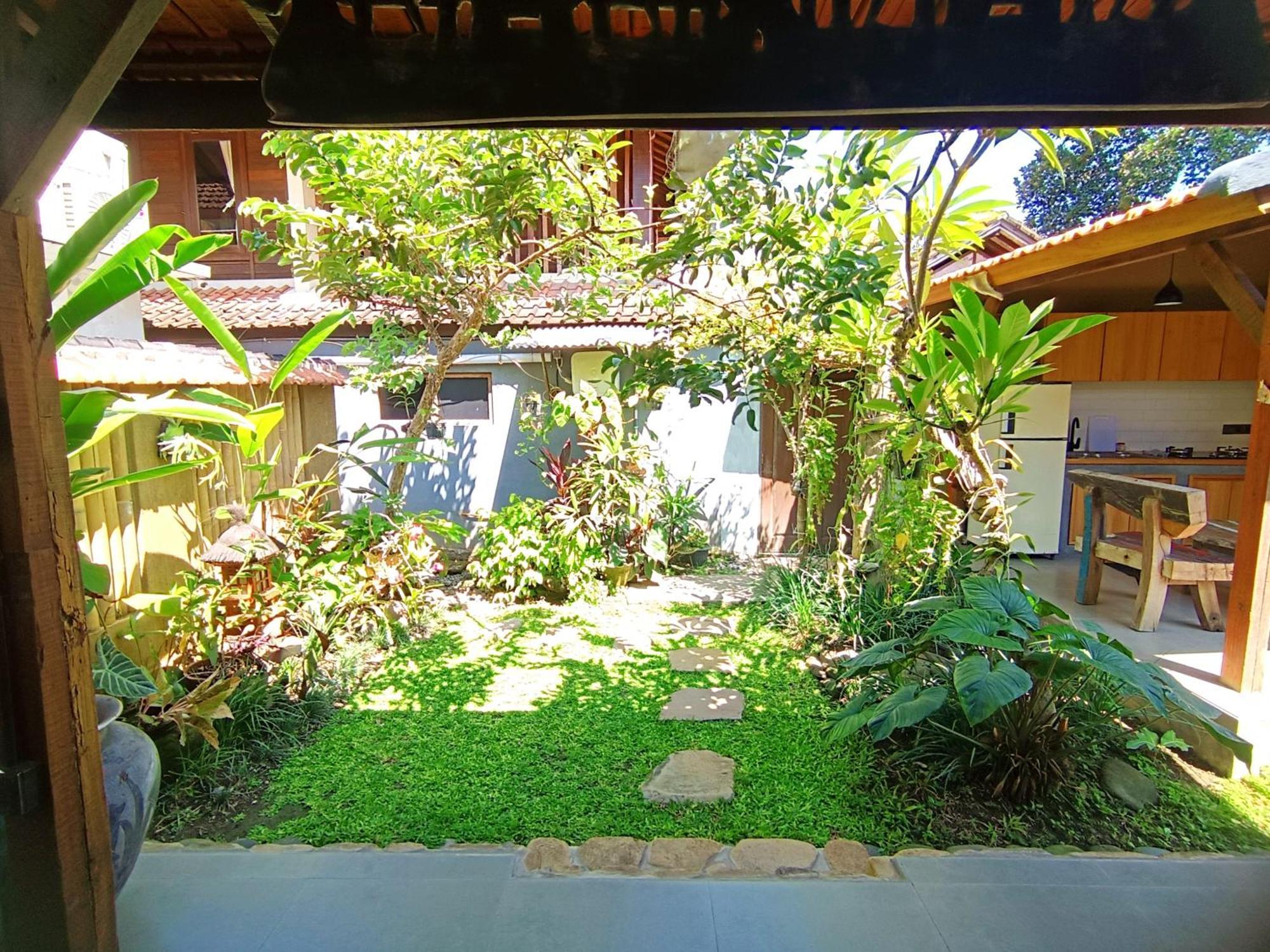 Katang - Katang Wisma tamu 2*